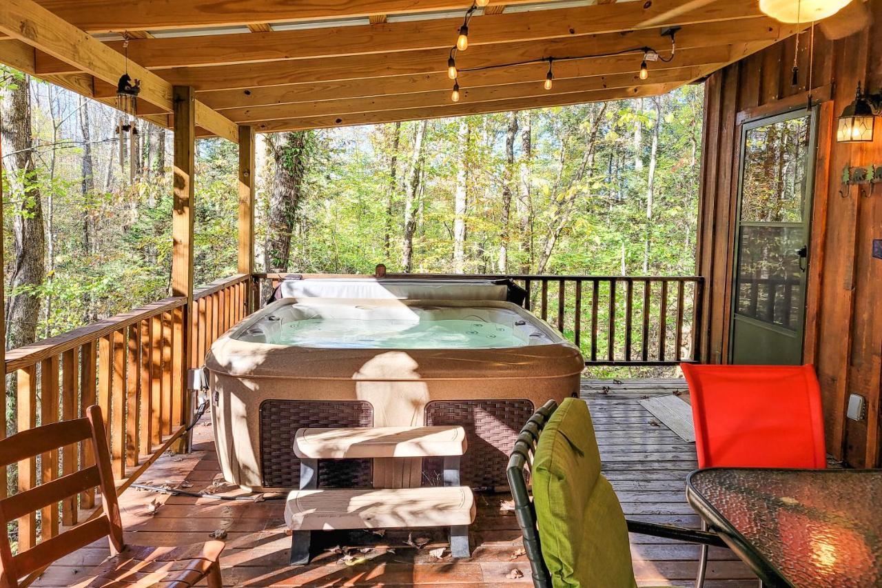 Friendly Bear Cabin Pigeon Forge Bagian luar foto