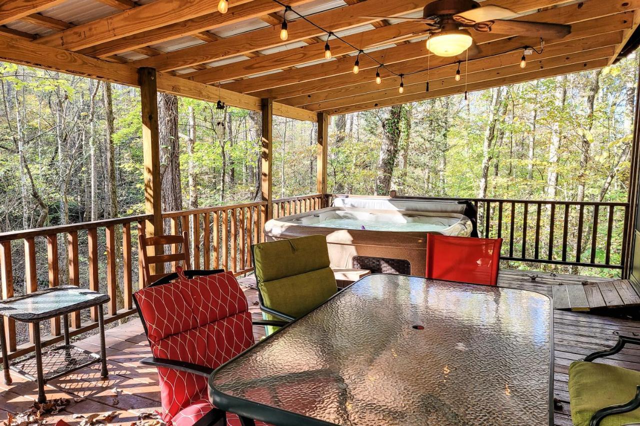 Friendly Bear Cabin Pigeon Forge Bagian luar foto