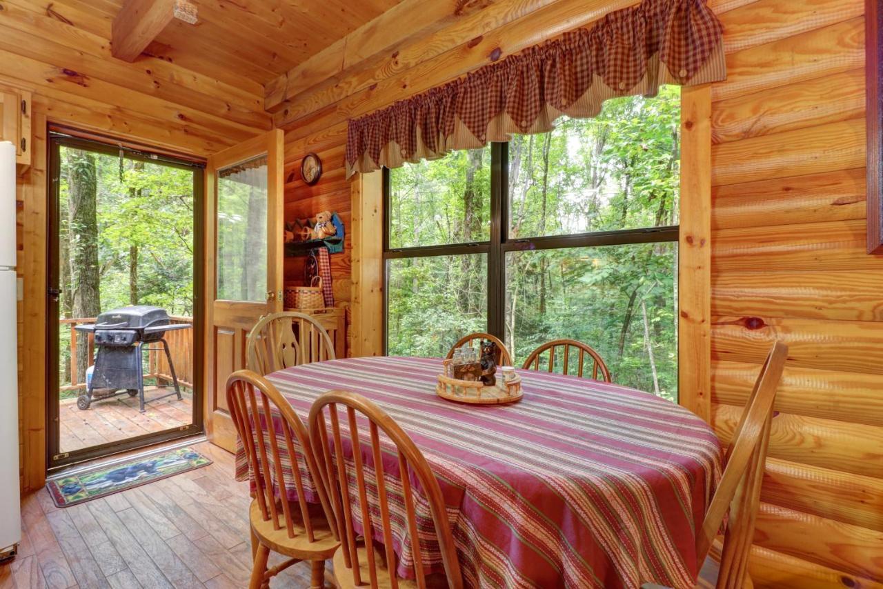 Friendly Bear Cabin Pigeon Forge Bagian luar foto